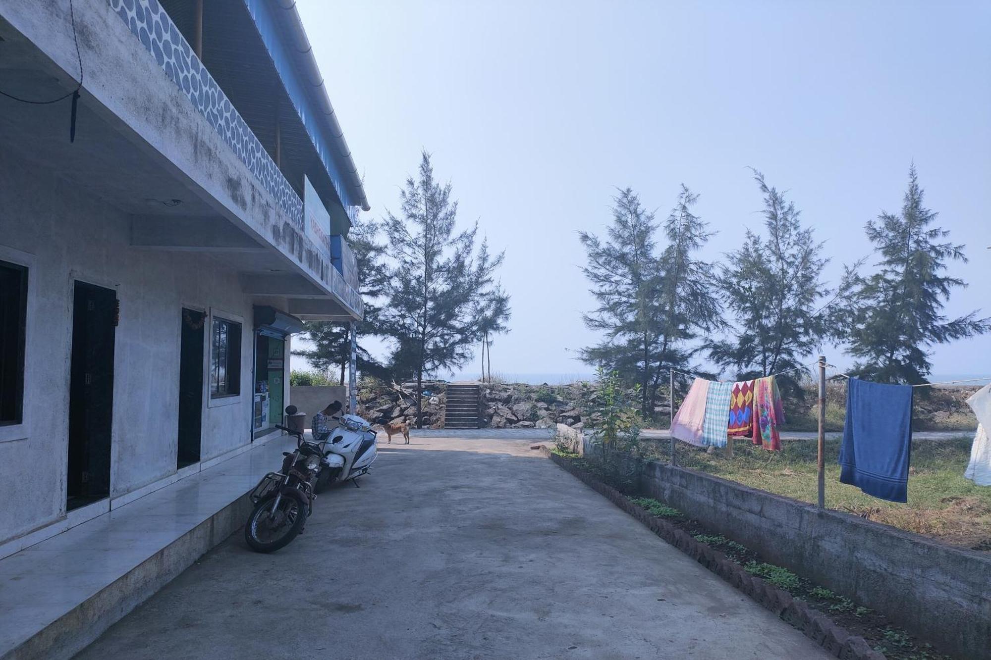 O Sea Land & Restuarant Hotel 3*